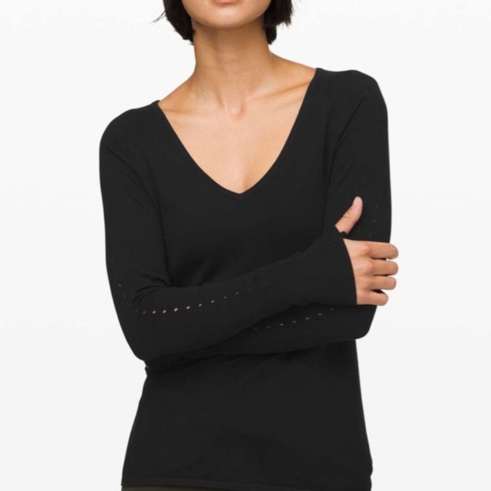 Lululemon solid black v neck merino wool blend stand steady sweater size XS